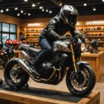 Accessoire moto économique avec casque et gants